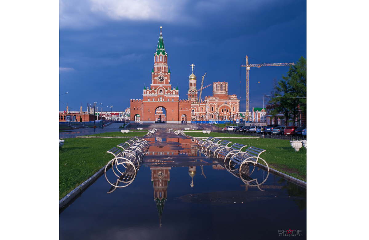 Йошкар-Ола летом после дождя, Спасская башня, Благовещенский собор, Архангельская слобода