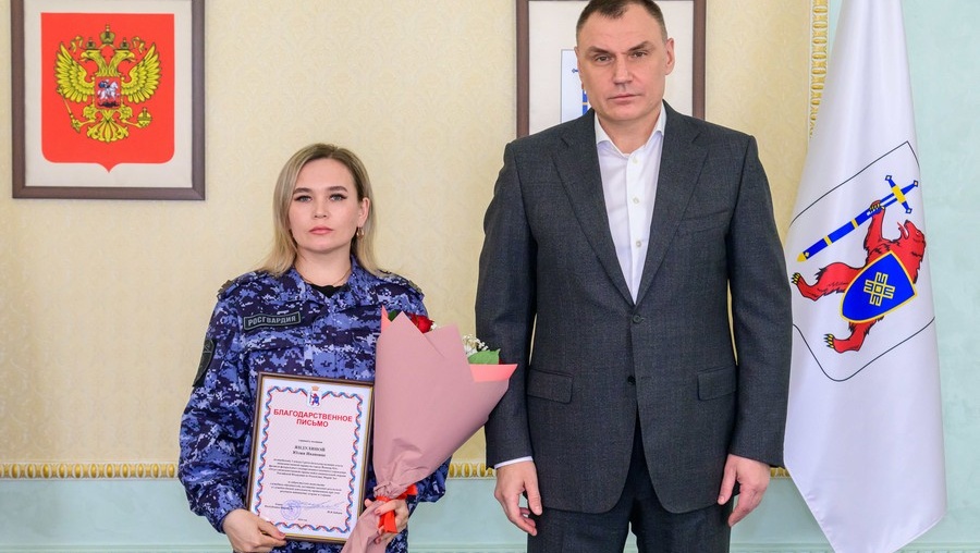 Юрий Зайцев вручил государственные награды военнослужащим Росгвардии