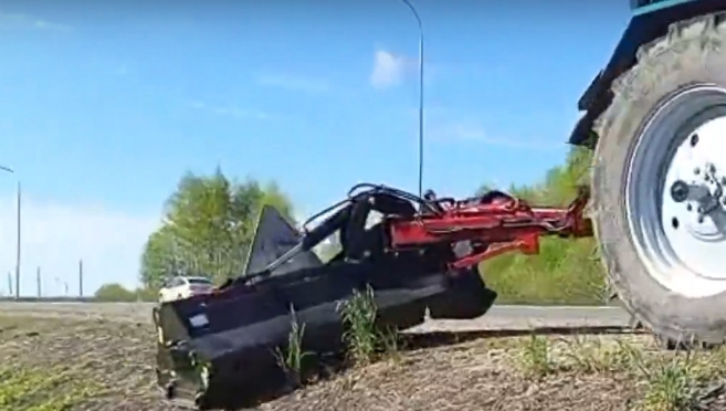 На трассах Марий Эл испытали новую роторную косилку