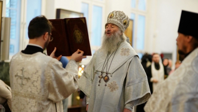 В сочельник митрополит Иоанн возглавил службу в Воскресенском соборе Йошкар-Олы