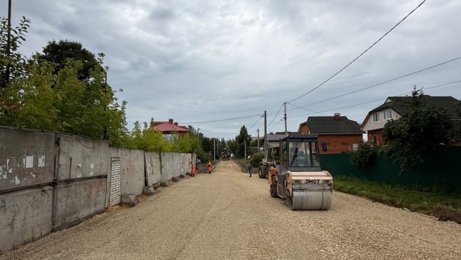В Йошкар-Оле асфальтируют улицу Гомзово