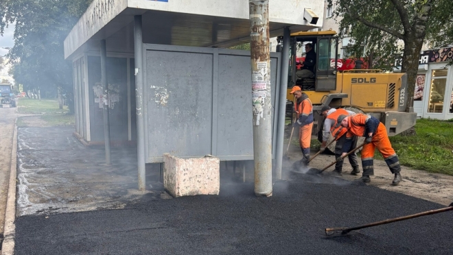В Йошкар-Оле асфальтируют две остановочные площадки на ГСБ