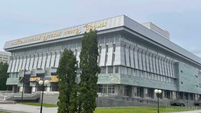 Русский драмтеатр в Йошкар-Оле представит «Три счастливых дня в Париже»