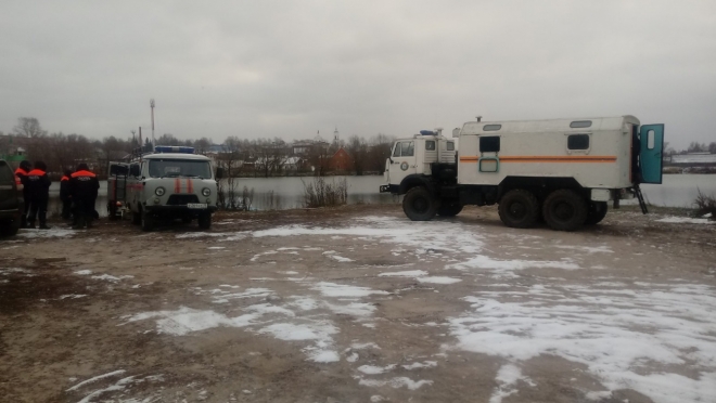 Водолазы обнаружили тело утонувшего подростка в сорока метрах от берега