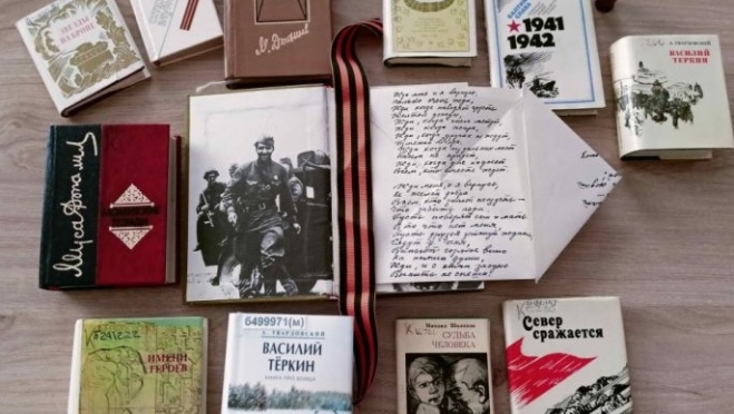 В Йошкар-Оле открыли выставку миниатюрных изданий о Великой Отечественной войне