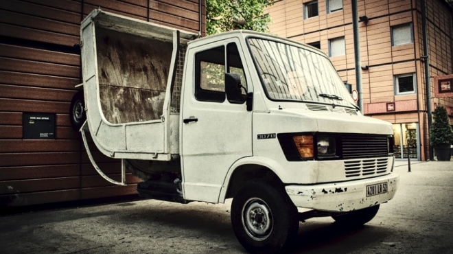 В Йошкар-Оле водителя зажал собственный грузовик