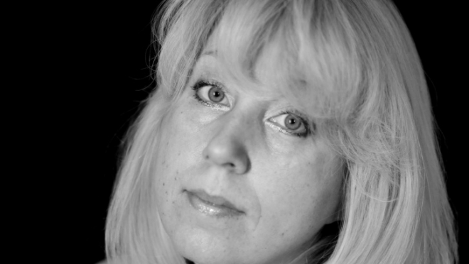 Журналист Ирина Славина погибла у здания МВД в Нижнем Новгороде