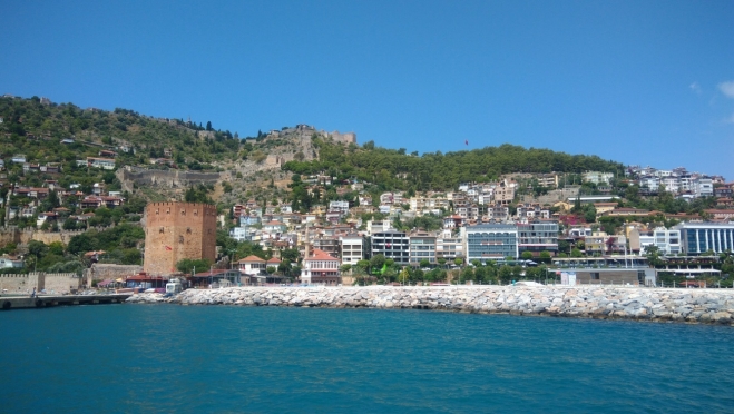 Турпоток в зарубежные страны на майские праздники вырос на 25%