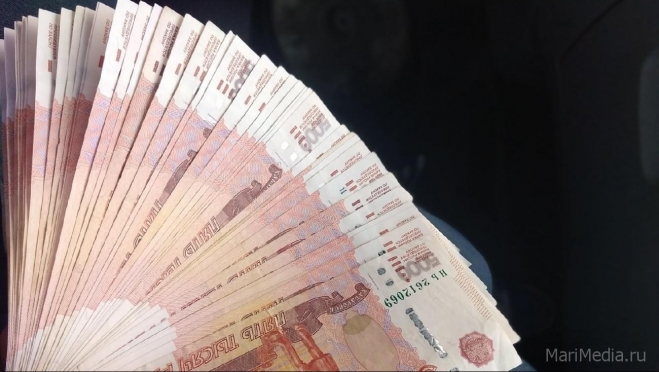 В Козьмодемьянске пенсионерка перевела лжебанкиру полтора миллиона рублей