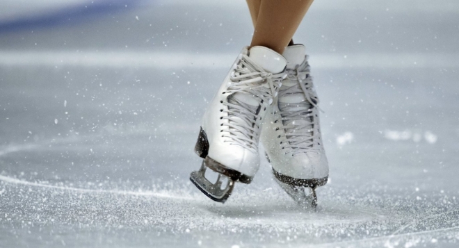 Чемпионат и первенство России по синхронному катанию на коньках