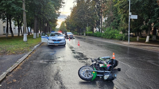В Йошкар-Оле 16-летнему мопедисту потребовалась медицинская помощь