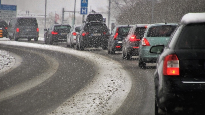 Инженеры нашли способ борьбы со снегом и льдом на российских дорогах