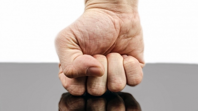 Перед судом предстанет житель Козьмодемьянска, устроивший смертельную драку возле кафе 18+