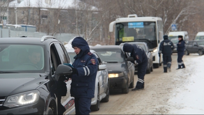 В Марий Эл внимание инспекторов ГИБДД приковано к машинам с детьми