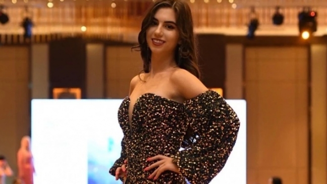 Титул «Мисс мира-2022» выиграла 18-летняя студентка из Самары