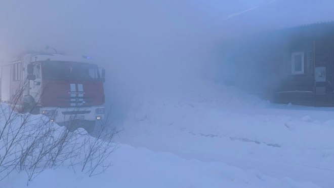 В Горномарийском районе накануне утром загорелась баня