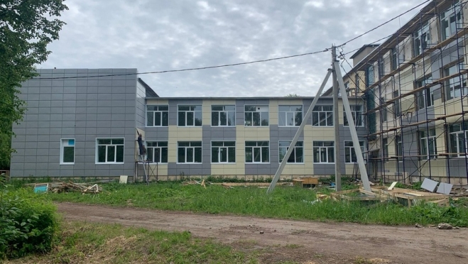В Марий Эл в этом году выделено 846 млн рублей на ремонт 13 школ
