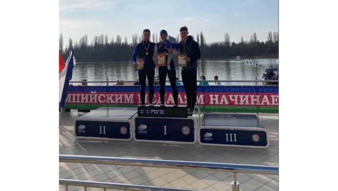 Артём Коровин завоевал «серебро» на Всероссийских соревнованиях  по гребле на байдарках
