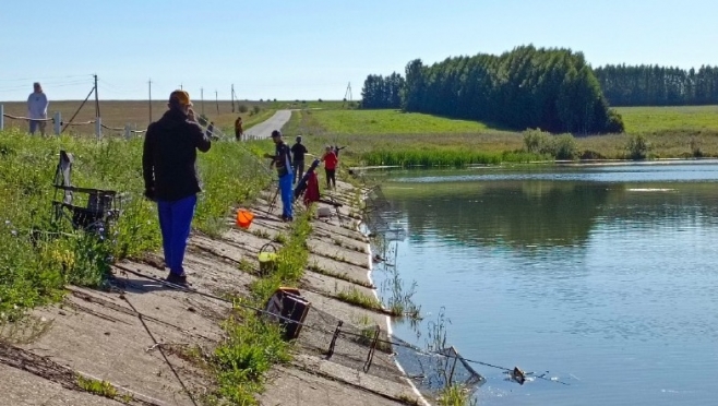 На реке Шуй в Марий Эл прошли соревнования по ловле рыбы среди глухих