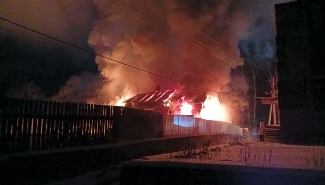 Погорельцы из посёлка Красногорский в огне потеряли всё