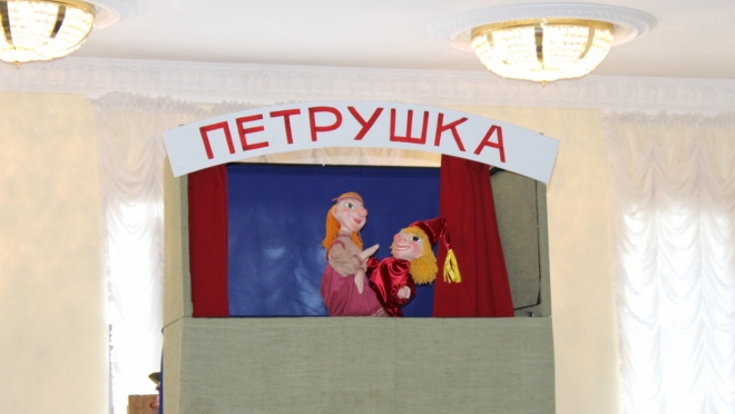 На Патриаршей площади  театр кукол покажет уличное представление про Петрушку