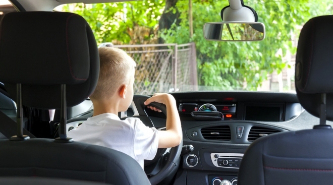 В Медведевском районе за рулем иномарки разъезжал 7-летний ребёнок