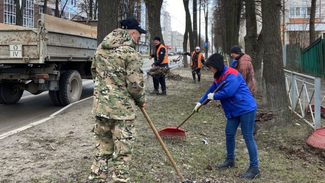 В Йошкар-Оле с начала весны собрано 1600 тонн пескосмёта и 900 кубометров мусора