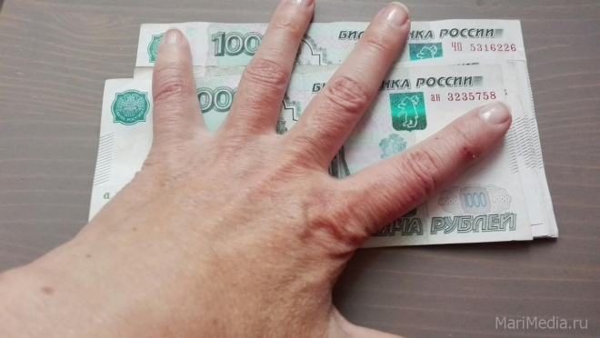 61-летняя йошкаролинка лишилась 880 тысяч рублей, поверив лжесотруднику банка