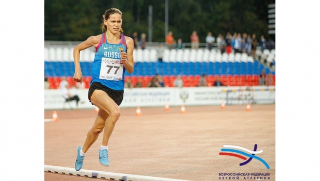 Людмила Лебедева стала победителем среди женщин на дистанции 21,1 км