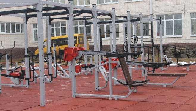 В Сомбатхее решили построить уличный тренажёрный комплекс