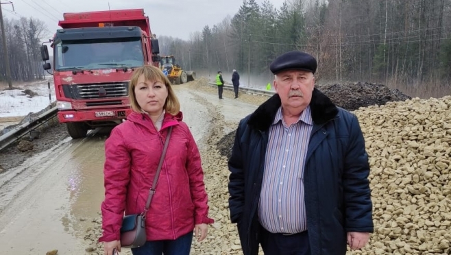 На размытой автодороге в Звениговском районе установят светофор для реверсивного движения