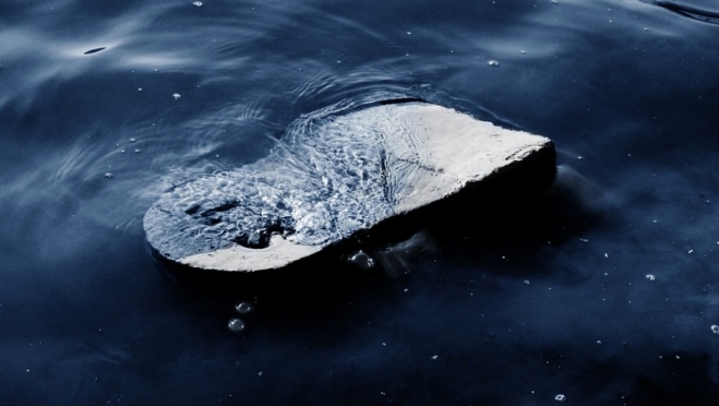 Из Илети вытащили тело мужчины