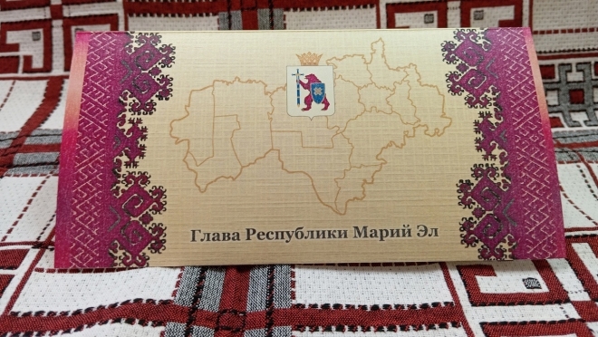 Жительница Йошкар-Олы получила персональное поздравление от имени главы Марий Эл