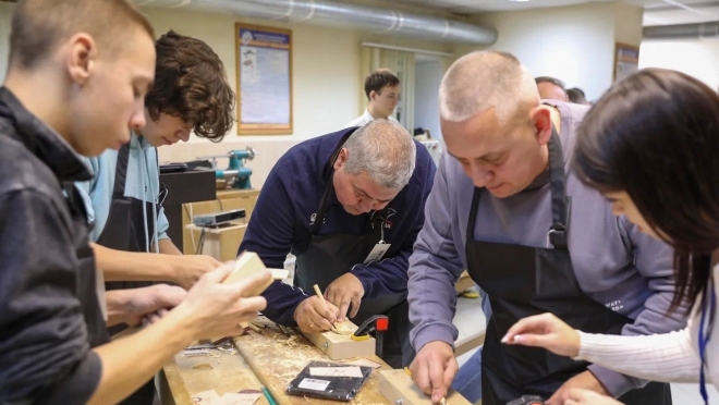 В Йошкар-Оле ко Дню отца организовали «Гараж-мастерскую»