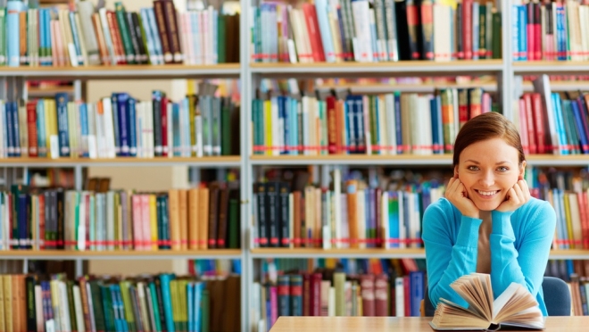 Библиотека Чавайна дарит жительницам Марий Эл бесплатные читательские билеты