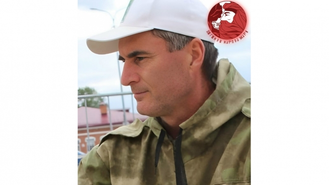 В Йошкар-Оле мастер из Удмуртии работает над созданием скульптуры Пашкана