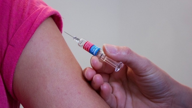 Сделать прививку от гриппа можно не только в больнице