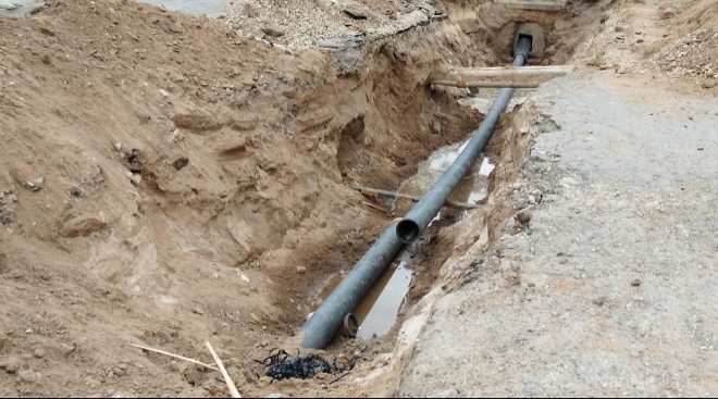 В выходной день 12 четырёхквартирных домов в селе Вятское остались без воды