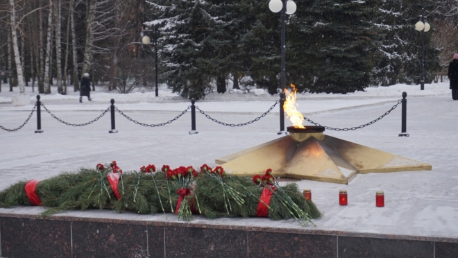 В Йошкар-Оле в День героев Отечества возложат цветы к Монументу Воинской Славы