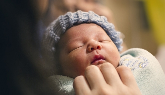 В Марий Эл стали меньше рожать и жениться