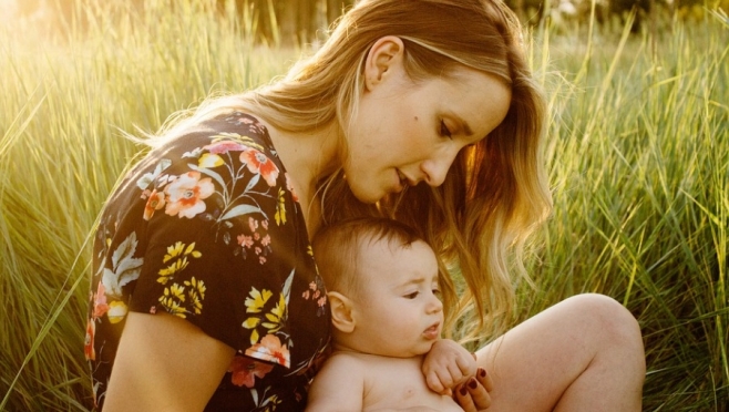 Родителям-одиночкам предлагают выплачивать дополнительное пособие