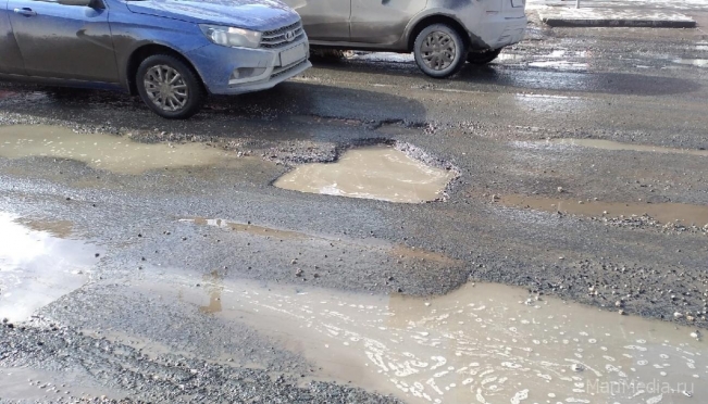 Дирекцию дорожного хозяйства в Йошкар-Оле обязали отремонтировать улицу Профсоюзную