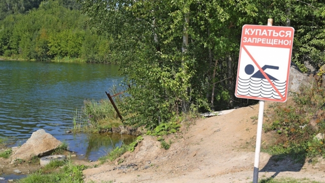 Спасатели подняли тело мужчины из реки Малая Кокшага