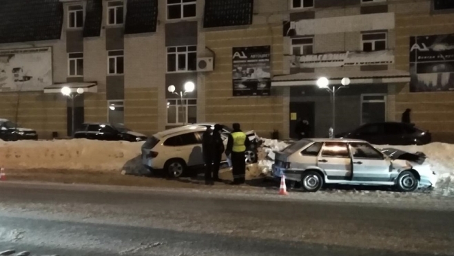 В Йошкар-Оле в ДТП попали двое детей