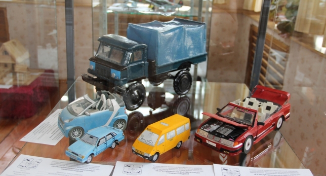 Республиканская выставка-конкурс стендовых моделей