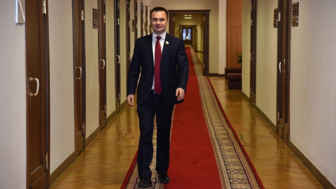 Госдума рассмотрела законопроект, который может решить судьбу россиян-должников