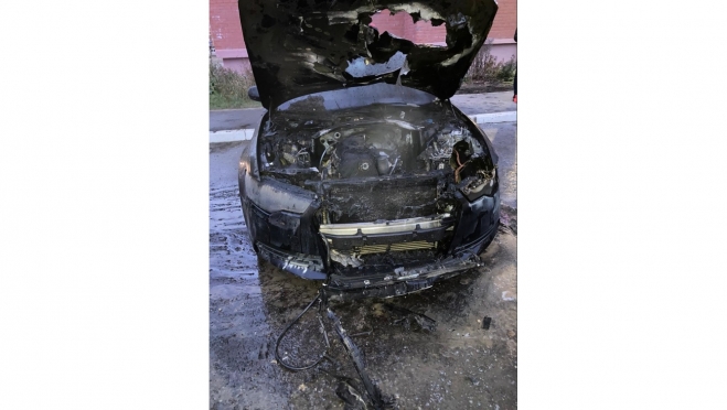 В Йошкар-Оле выгорела Audi A6