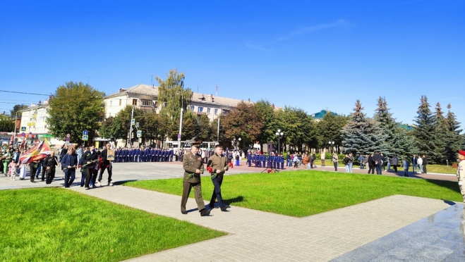 Ветераны танковых войск прошли торжественным шествием по бульвару Победы в Йошкар-Оле
