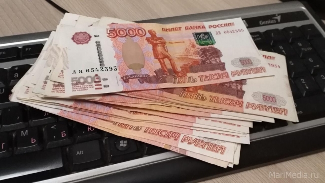 Все будущие первоклассники получат по 10 тысяч рублей в 2021 году