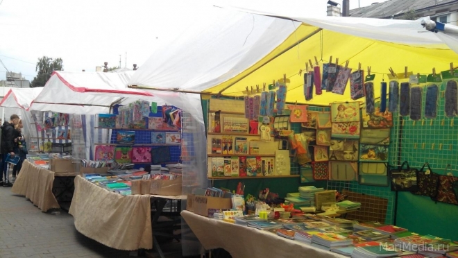 В Йошкар-Оле открылся «Школьный базар»